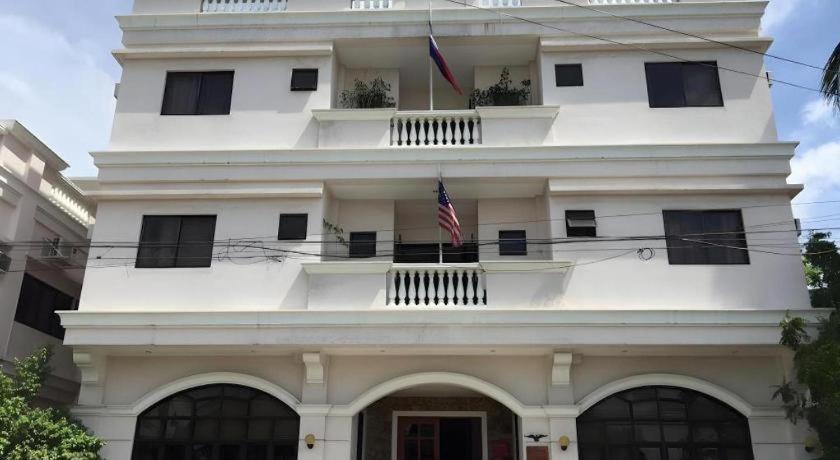โรงแรมเอล ฮาเซียนเดโร ไพรเวท อีโลอีโลซิตี้ ภายนอก รูปภาพ