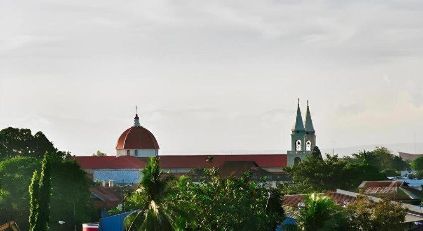 โรงแรมเอล ฮาเซียนเดโร ไพรเวท อีโลอีโลซิตี้ ภายนอก รูปภาพ